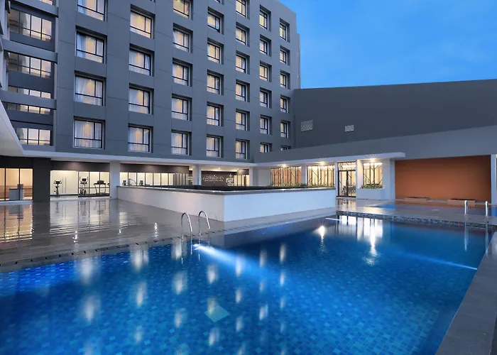 Harper Palembang Hotel